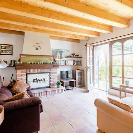 منزل ريفي Casa Tadeguaz *