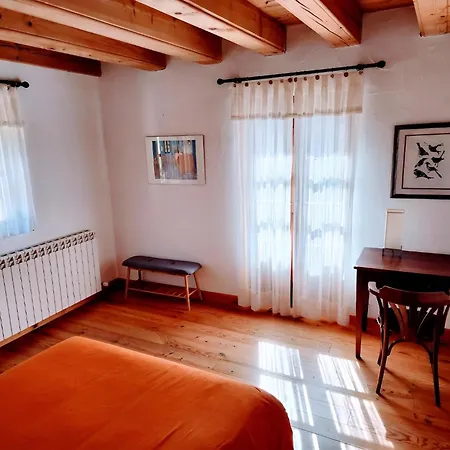 منزل ريفي Casa Tadeguaz